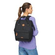 Berlin cabaia musta pieni reppu