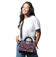 Cabaia maupiti olkalaukku keskikokoinen musta kukkakuvio