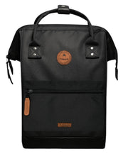 Cabaia reppu musta berlin keskikokoinen