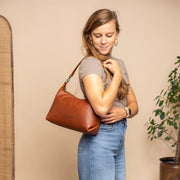 Chesterfield Brand Skara nahka olkalaukku ruskea konjakinruskea