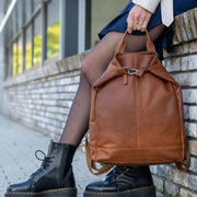 Konjakinruskea nahka reppu manchester chesterfield brand