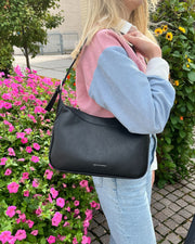 Pigeon Laila musta olkalaukku