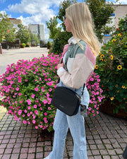 Pigeon Lilja musta olkalaukku