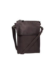 Sajaco puhelinlaukku ruskea laukku pieni tummanruskea