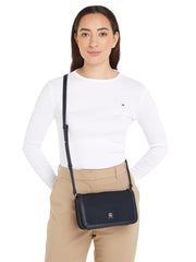 Tommy hilfiger sininen olkalaukku essential