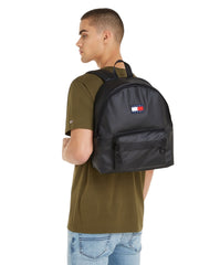 Tommy jeans elevated reppu musta