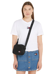 Tommy jeans essential kangas olkalaukku musta