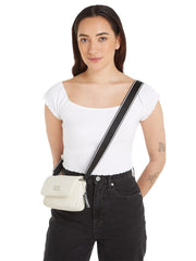 Tommy jeans pieni vaalea olkalaukku