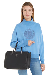 musta laukku satchel tommy hilfiger emblem