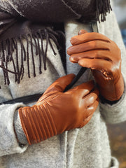 naisten ruskeat nahkahanskat sheila redesigned