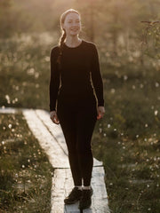 ruskovilla pitkahihainen musta merinovillapaita unisex