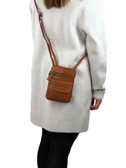 chesterfield maya puhelinlaukku