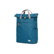 keskikokoinen tietokonereppu roka london petrooli