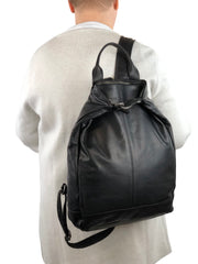 musta reppu manchester