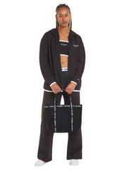 tommy jeans essential tote musta kassi kierrätetty