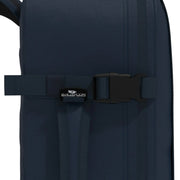 CabinZero military sininen matkustusreppu reppu 36l keskikokoinen navy tummansininen