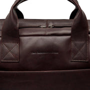Chesterfield Brand Frazer iso tietokonelaukku nahka tummanruskea ruskea logo