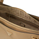 Guess Gilda iso olkalaukku beige sisältä