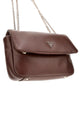 Guess Sunetra iso ruskea olkalaukku pehmeä tummanruskea