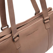 Marvos Chesterfield Brand nahka iso olkalaukku taupe logo