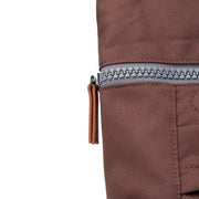 Roka London Finchley canvas pieni ruskea reppu coco tummanruskea