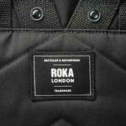 Roka london black label musta reppu keskikokoinen all black