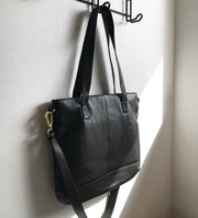 Treats venla iso olkalaukku musta