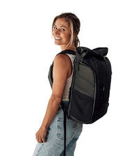 Zeeksack rolltop reppu matkustusreppu matkareppu 21l musta