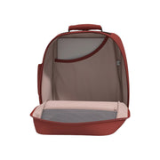 cabin zero matkareppu 28 litraa sangria red avattuna