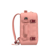 cabinzero pinkki 28litrainen matkustusreppu pieni reppu vaaleanpunainen macaroon