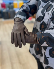naisten tummanruskeat nahkahanskat peurannahkaa