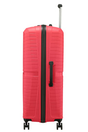 iso pinkki matkalaukku airconic